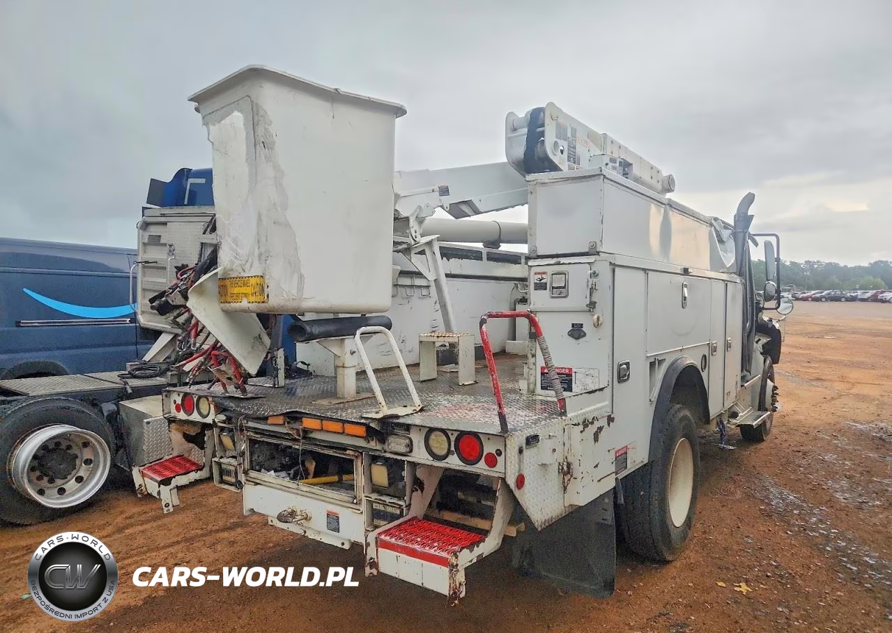 2016 Freightliner Business Class M2 Bucket Truck VIN:1FVACXDTXGHGT1852 - 4