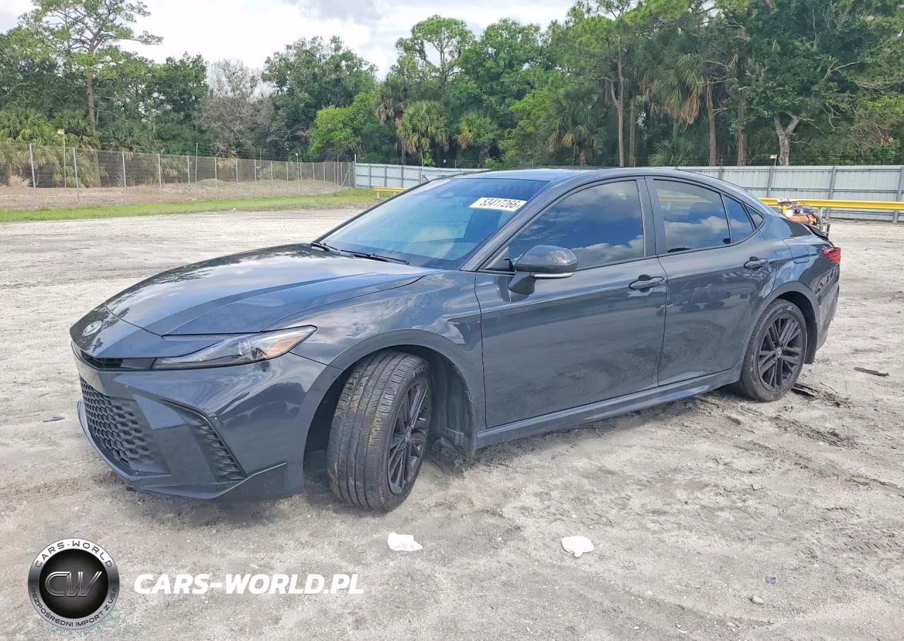 2025 Toyota Camry Se – zdjęcie 1 z 13