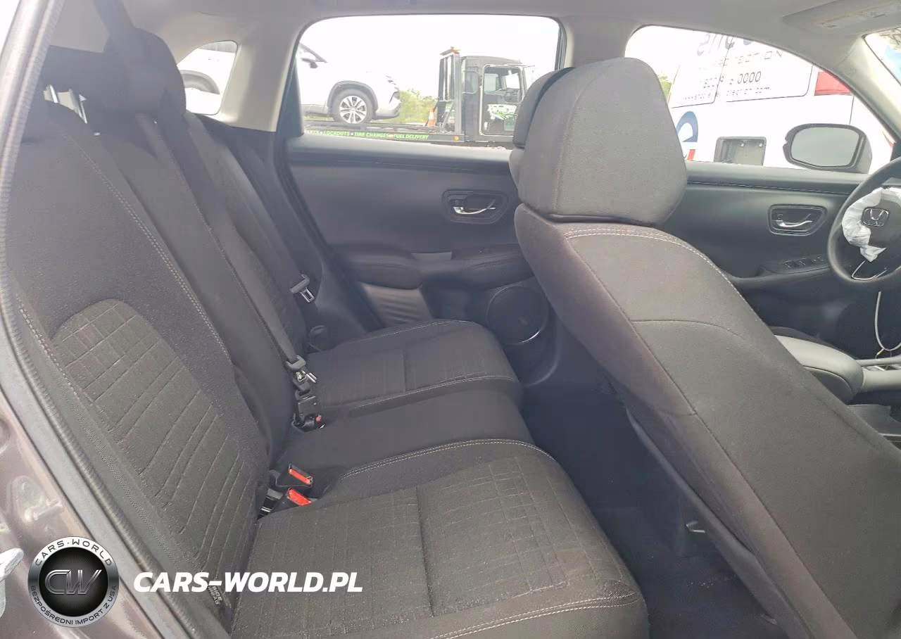 2024 Honda Hr-V Lx VIN:3CZRZ2H36RM714968 - 10