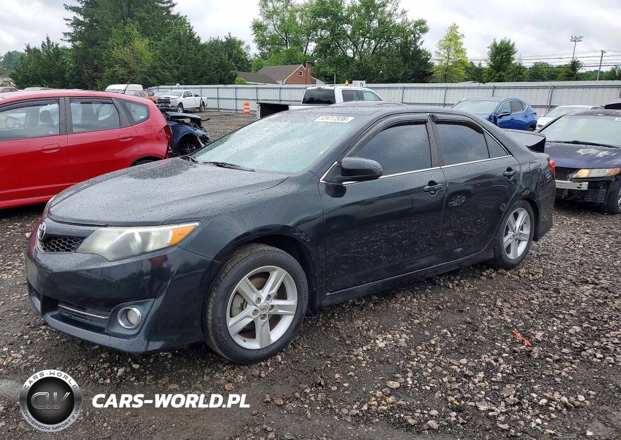 2014 Toyota Camry Se – zdjęcie 1 z 12