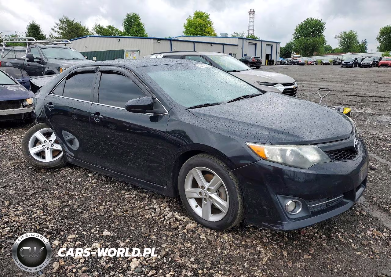 2014 Toyota Camry Se VIN:4T1BF1FK0EU356711 - 4