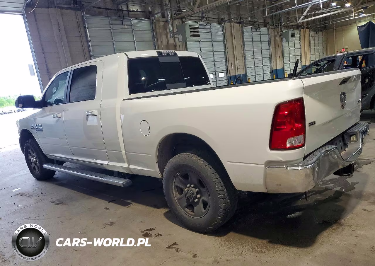2018 Ram 2500 Slt VIN:3C6UR5ML6JG117868 - 2