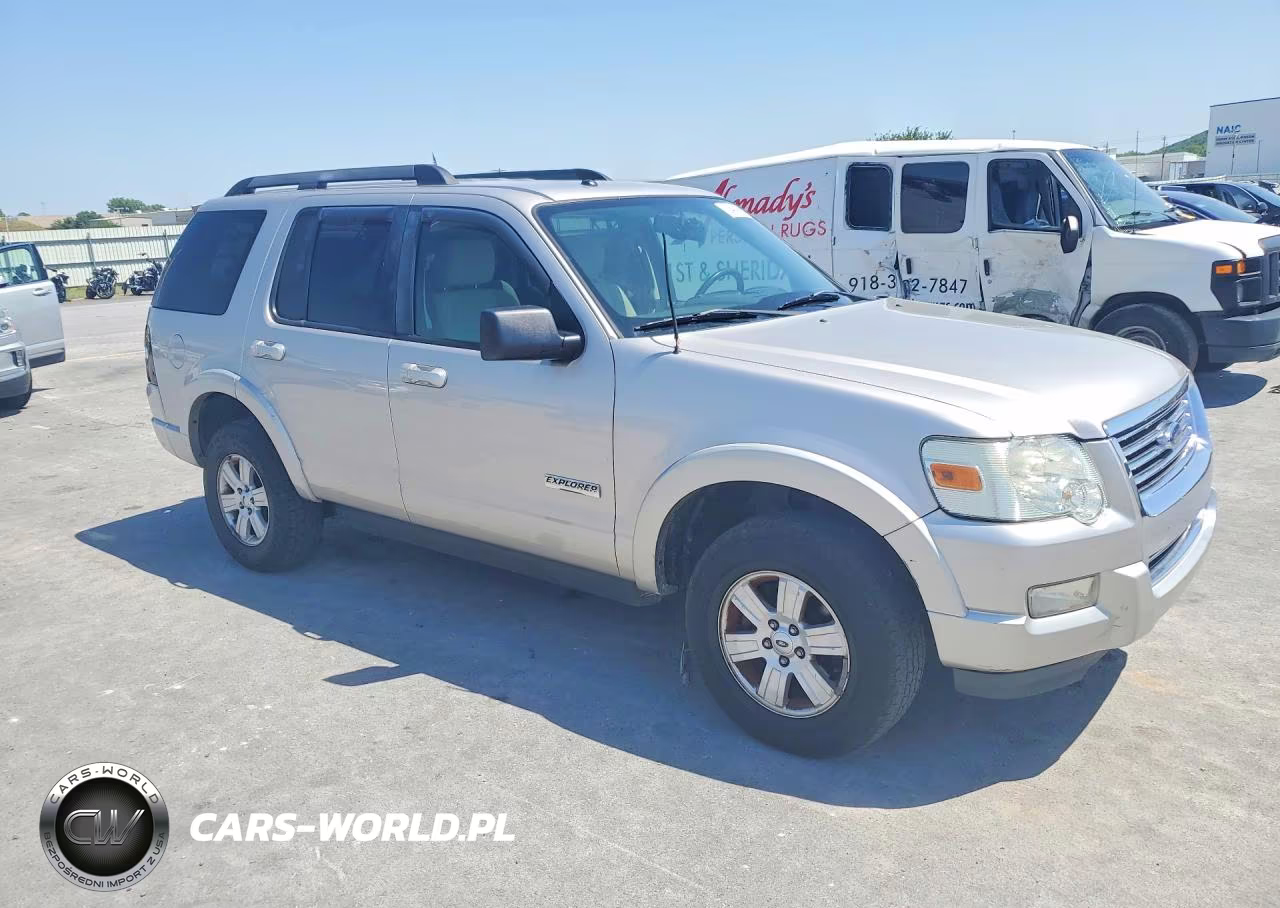 2008 Ford Explorer Xlt VIN:1FMEU63E08UB18716 - 4