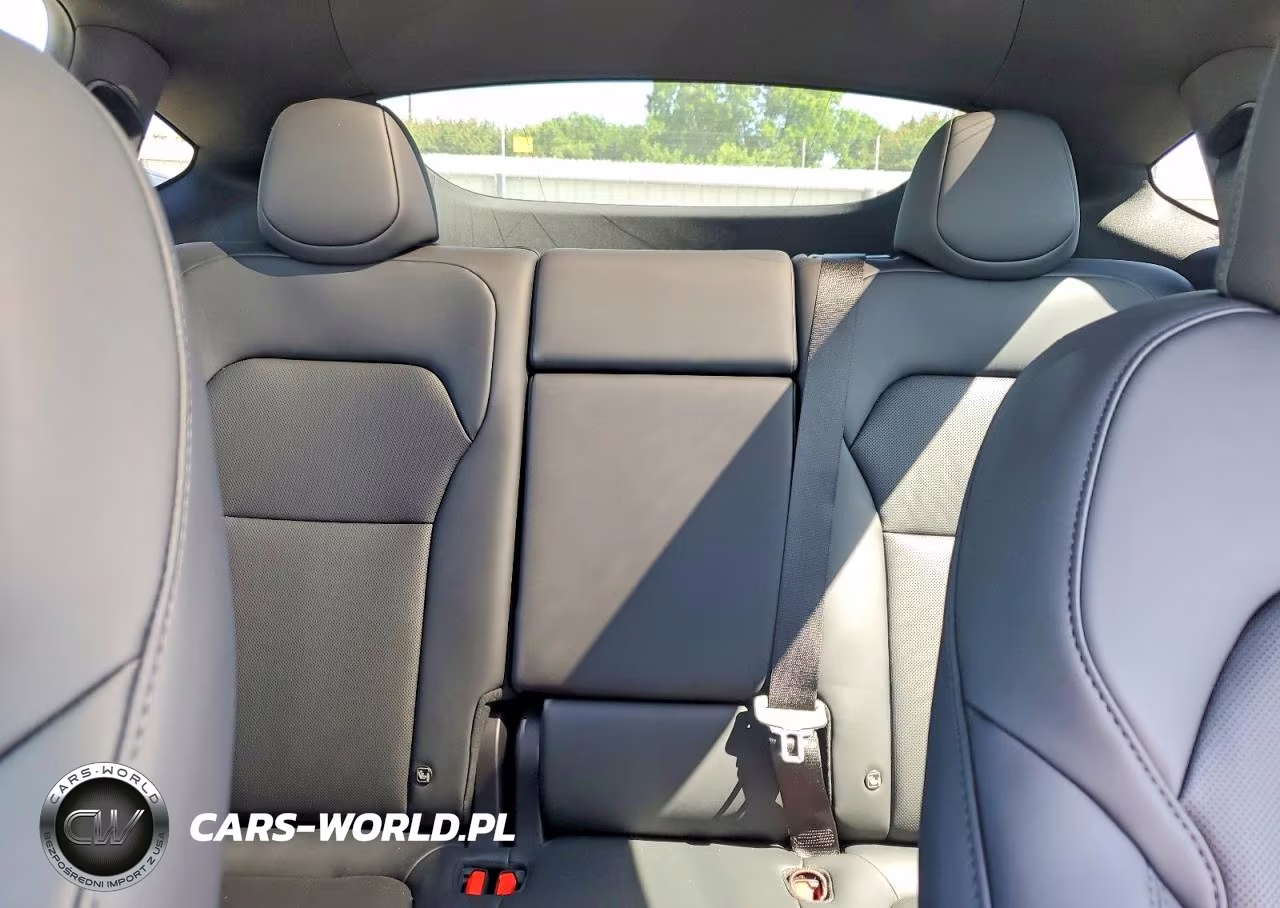 2026 Tesla Model Y VIN:7SAYGDED0TA681168 - 10