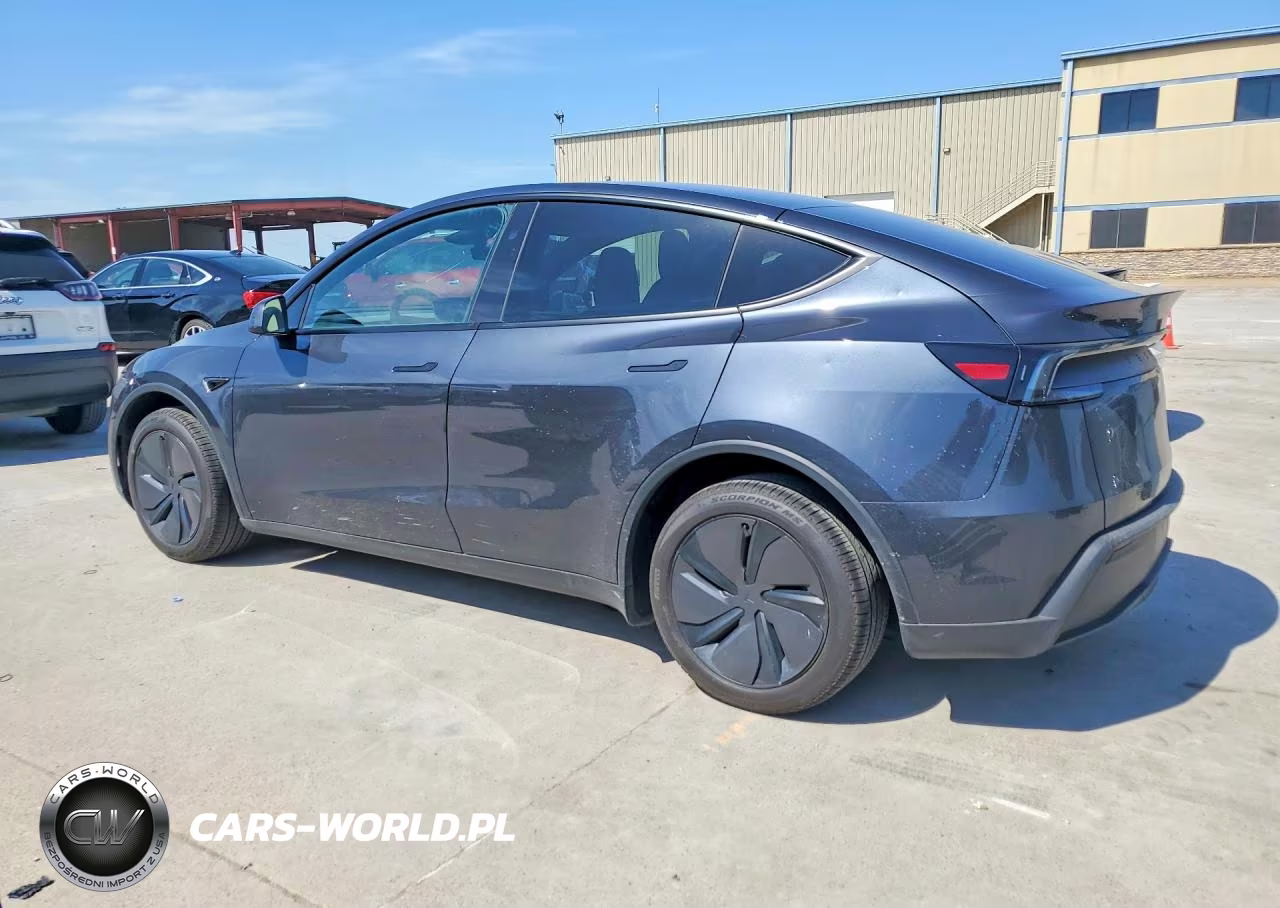 2026 Tesla Model Y VIN:7SAYGDED0TA681168 - 2