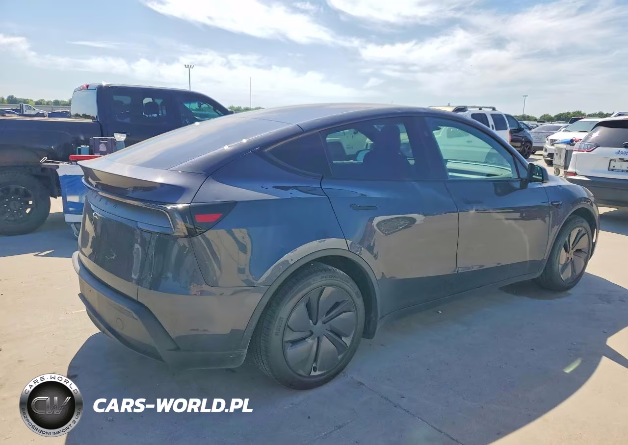2026 Tesla Model Y VIN:7SAYGDED0TA681168 - 3