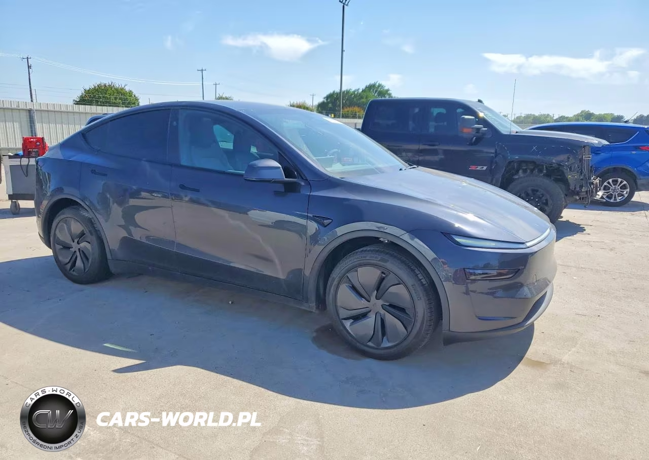 2026 Tesla Model Y VIN:7SAYGDED0TA681168 - 4