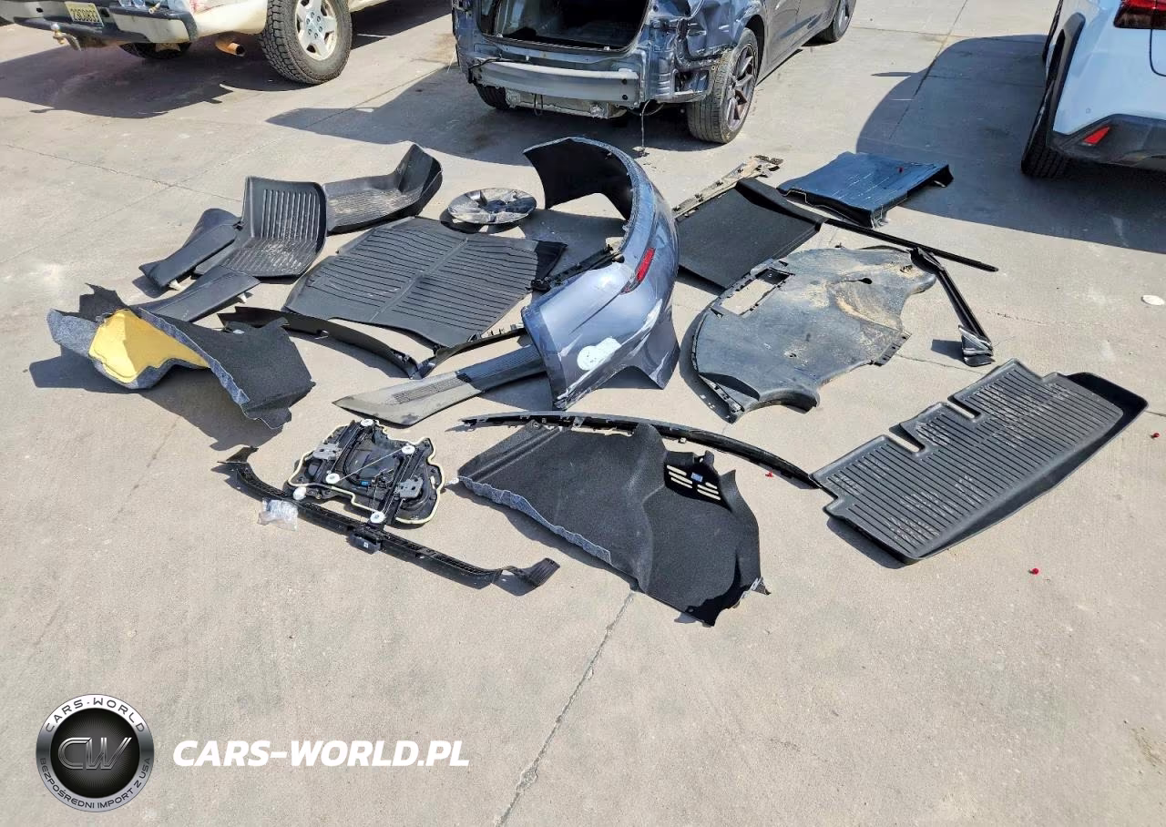 2023 Tesla Model 3 VIN:5YJ3E1EA8PF712404 - 12