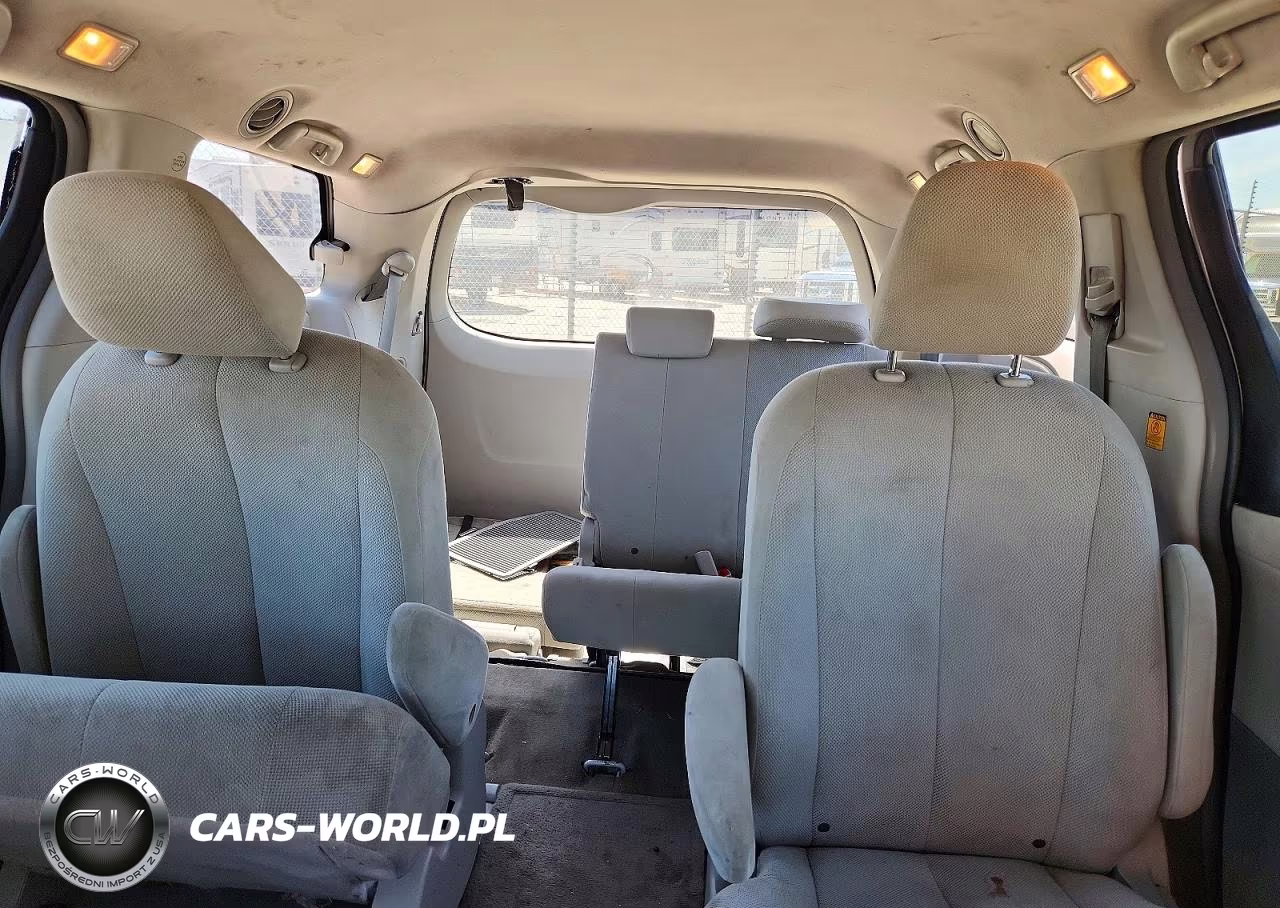 2013 Toyota Sienna L 7-Passenger VIN:5TDZK3DC8DS350602 - 10