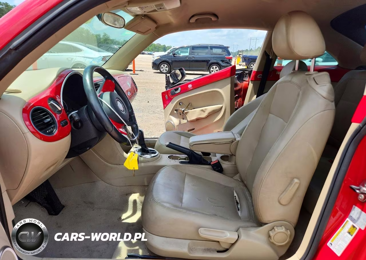 2013 Volkswagen Beetle VIN:3VWJP7AT3DM688271 - 7