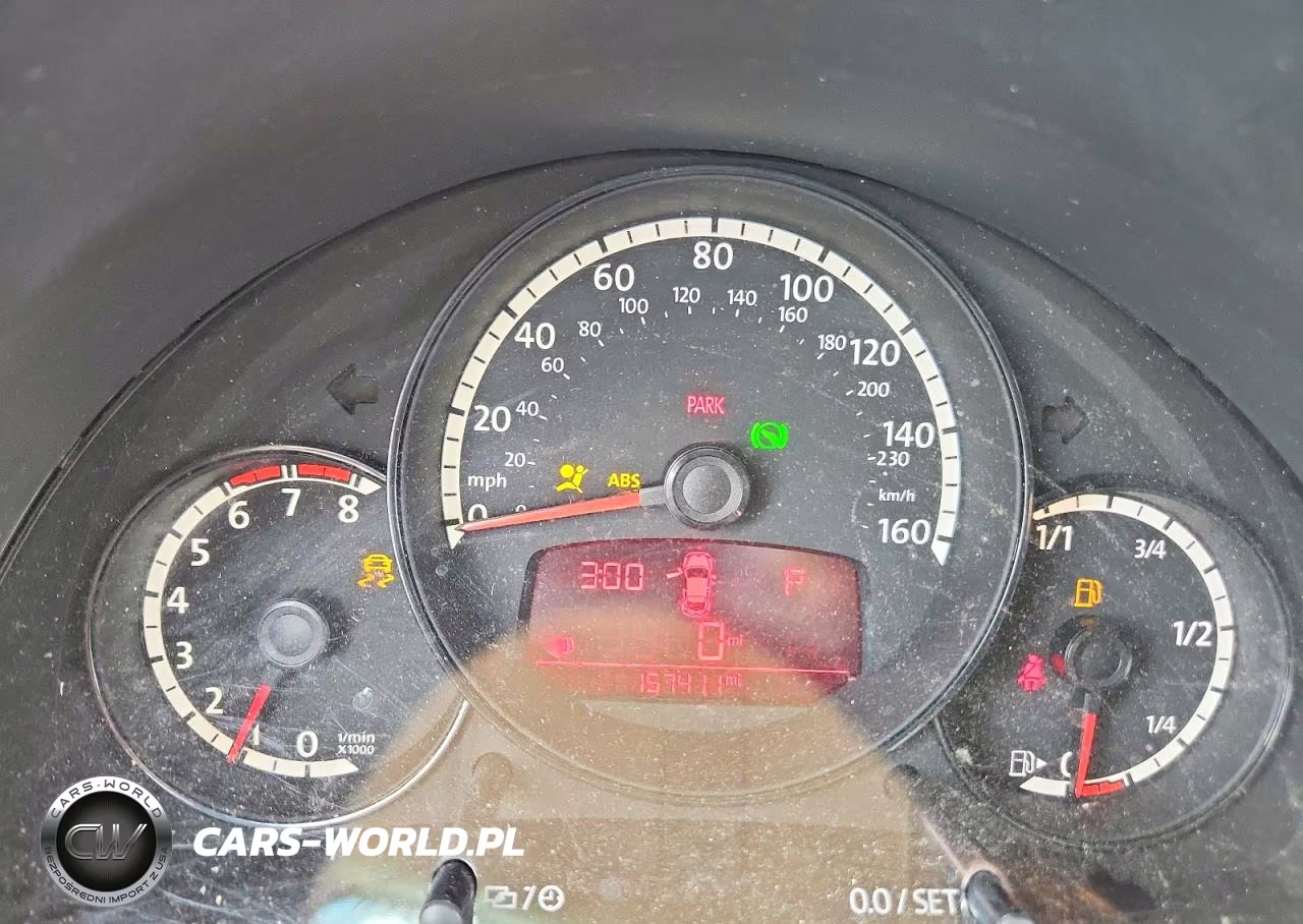 2013 Volkswagen Beetle VIN:3VWJP7AT3DM688271 - 9
