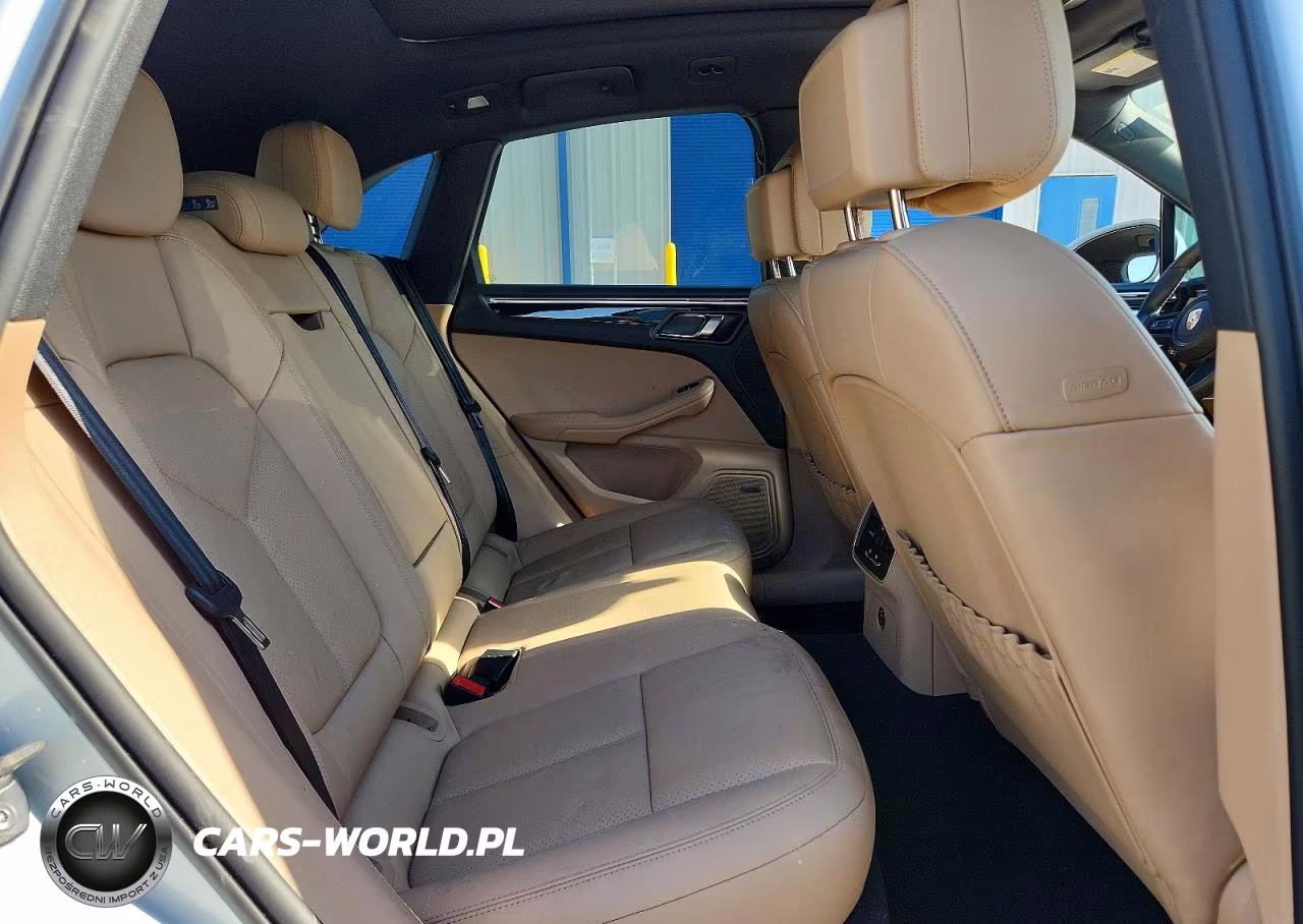 2025 Porsche Macan Base VIN:WP1AA2A53SLB03436 - 11