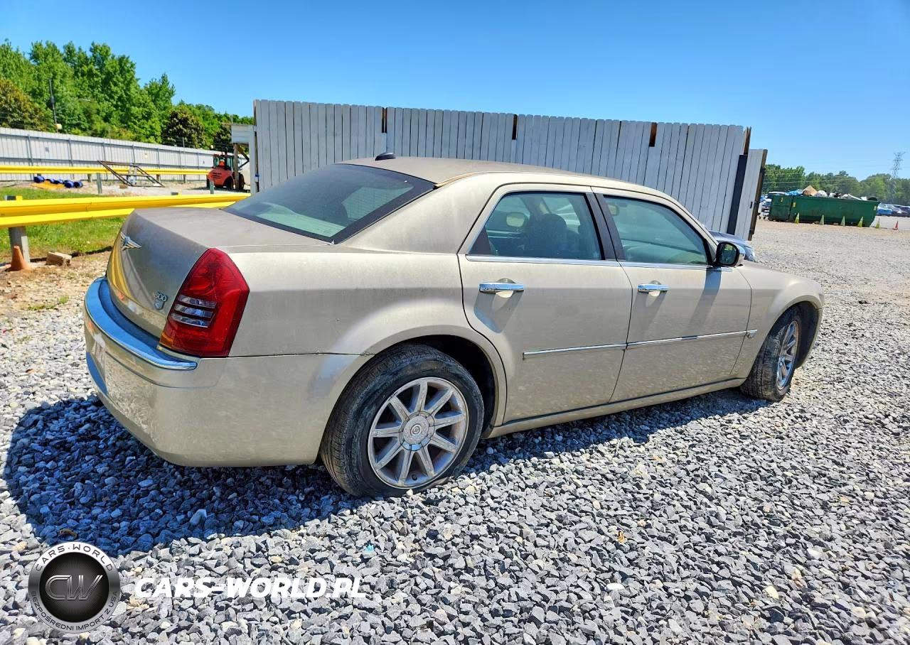 2006 Chrysler 300 VIN:2C3KA63H96H228954 - 3