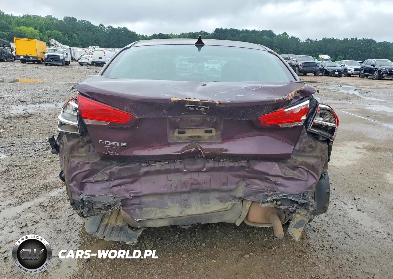 2017 Kia Forte Lx VIN:3KPFK4A70HE080653 - 6