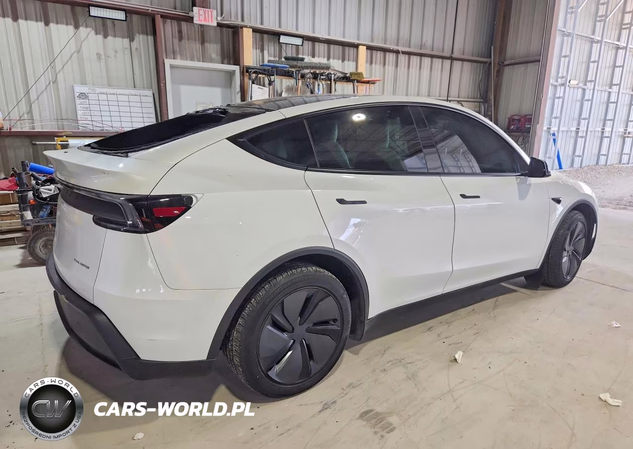 2026 Tesla Model Y VIN:7SAYGDEE0TF339618 - 3