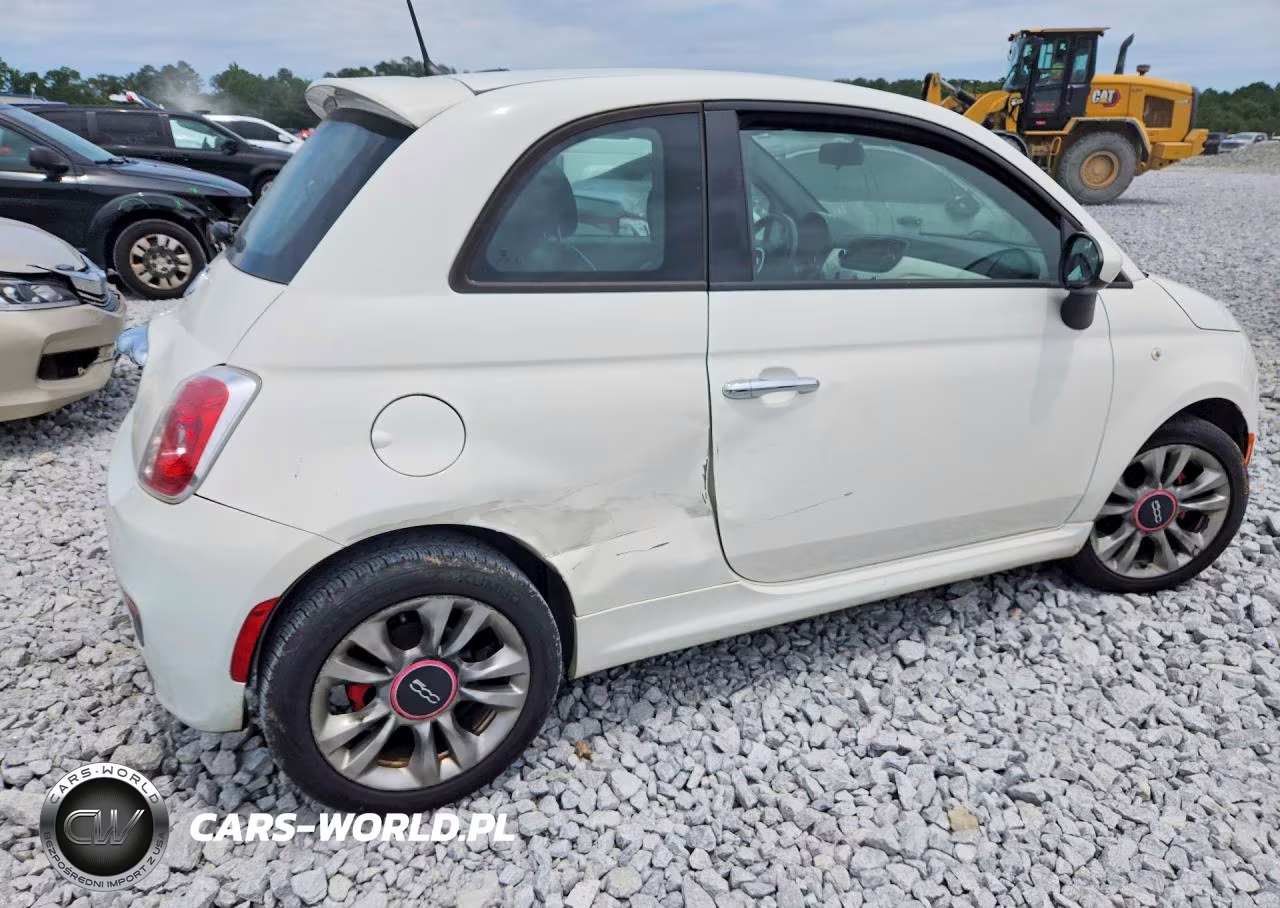 2015 Fiat 500 Sport VIN:3C3CFFBR7FT710619 - 3