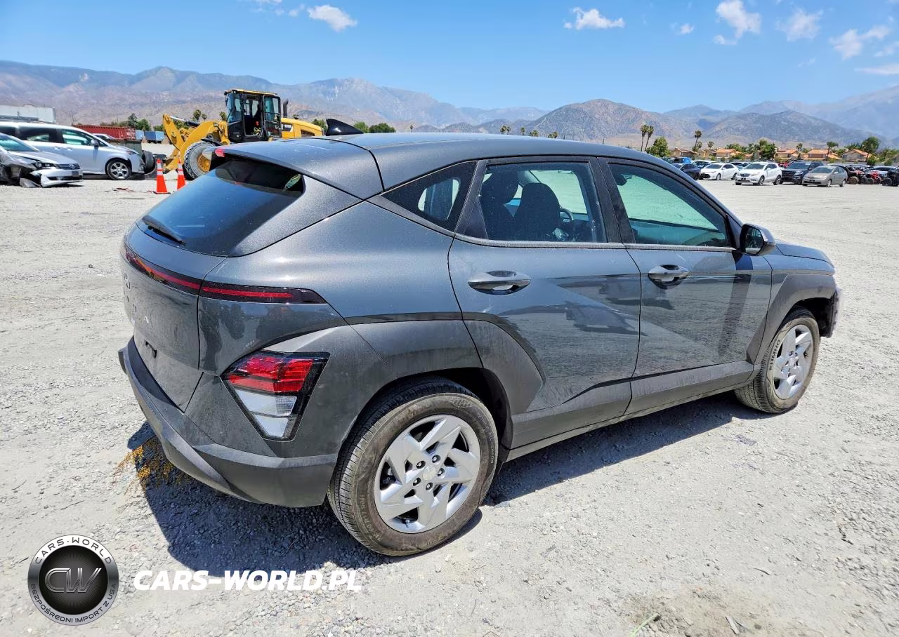 2025 Hyundai Kona Se VIN:KM8HA3AB9SU326307 - 3