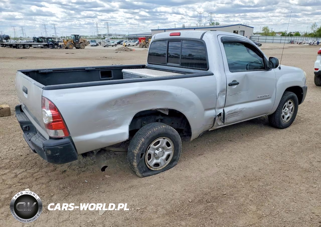2010 Toyota Tacoma Base VIN:5TENX4CN3AZ678470 - 3