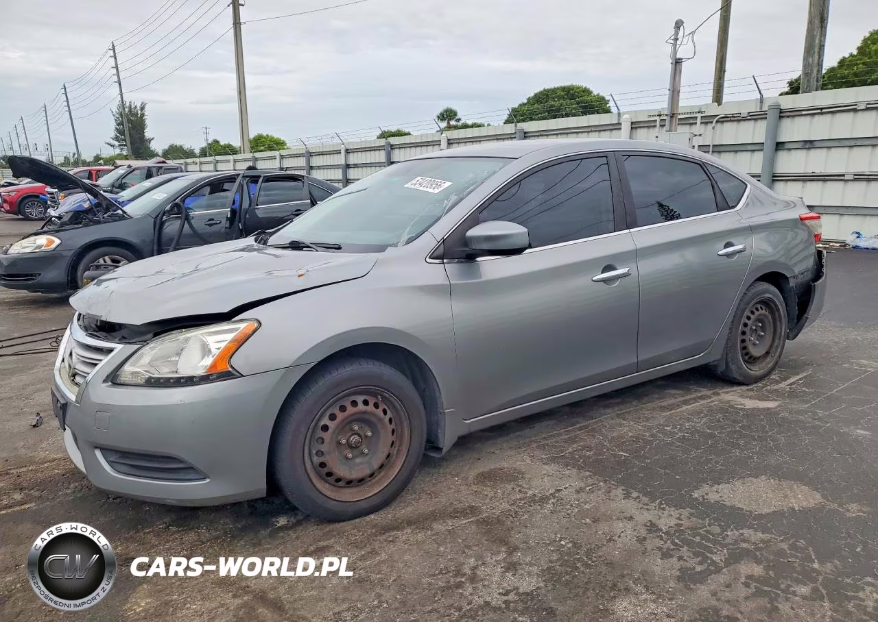 2013 Nissan Sentra S – zdjęcie 1 z 12
