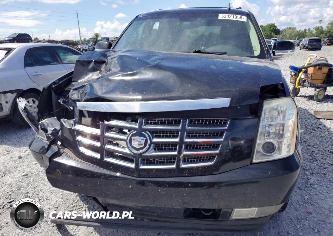 2008 Cadillac Escalade Luxury VIN:1GYEC63898R236147 - 5