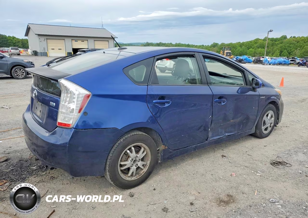 2011 Toyota Prius Two VIN:JTDKN3DU3B0294506 - 3