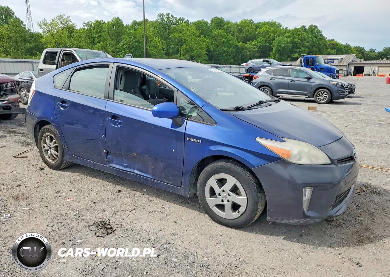 2011 Toyota Prius Two VIN:JTDKN3DU3B0294506 - 4