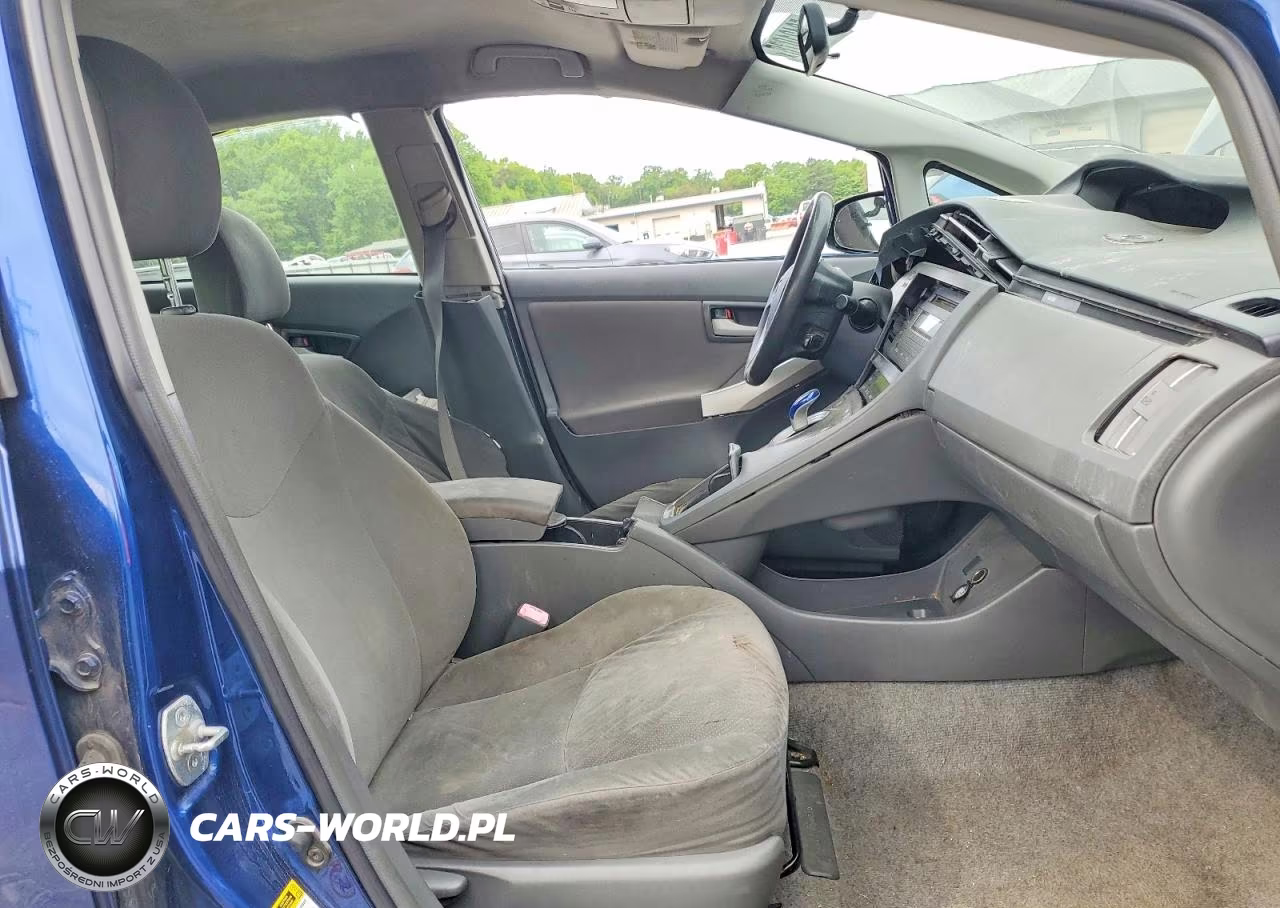 2011 Toyota Prius Two VIN:JTDKN3DU3B0294506 - 7