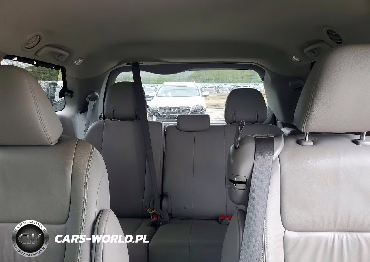 2016 Toyota Sienna Xle 8-Passenger VIN:5TDYK3DC2GS728137 - 10