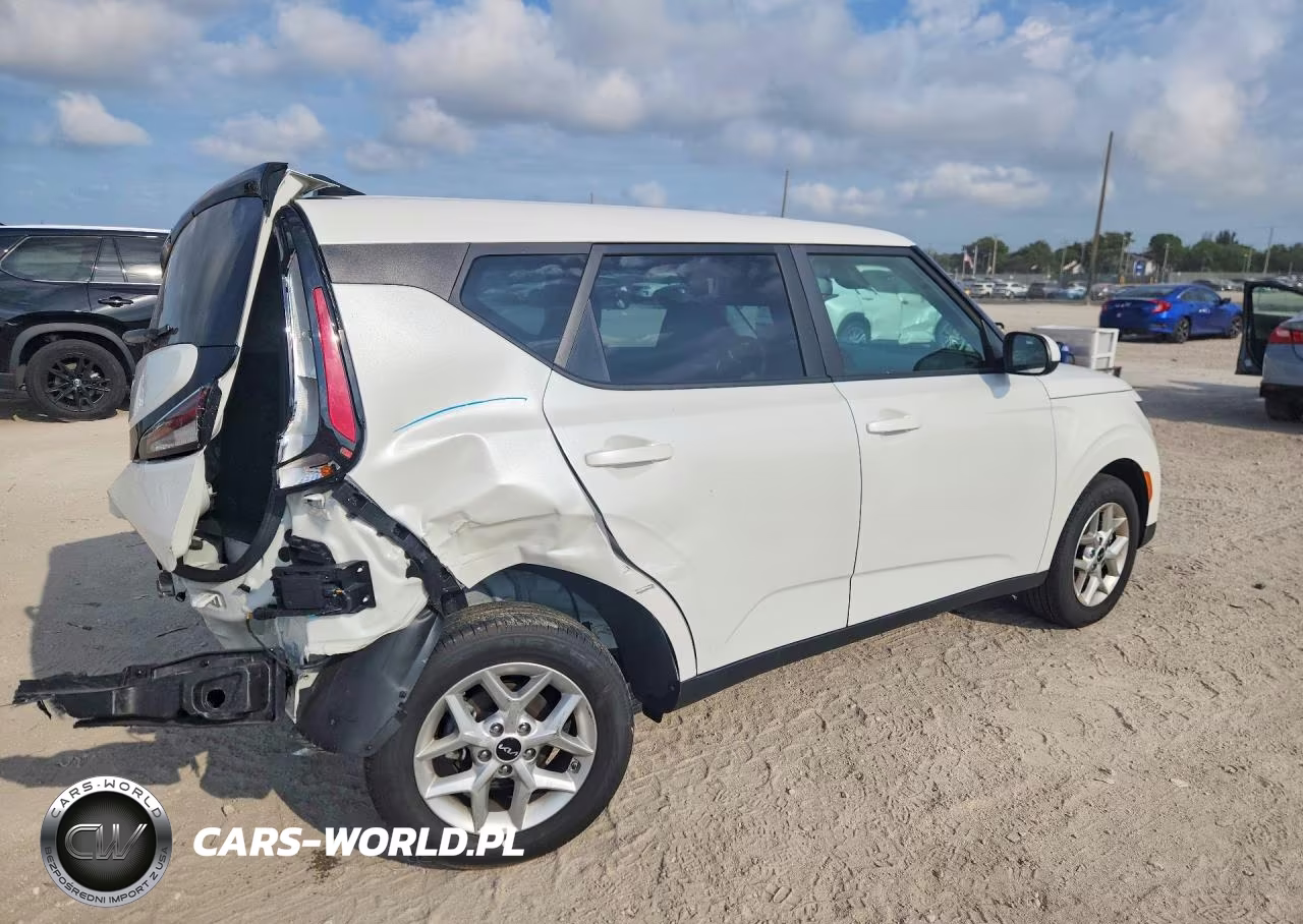 2025 Kia Soul Lx VIN:KNDJ23AU5S7963133 - 3