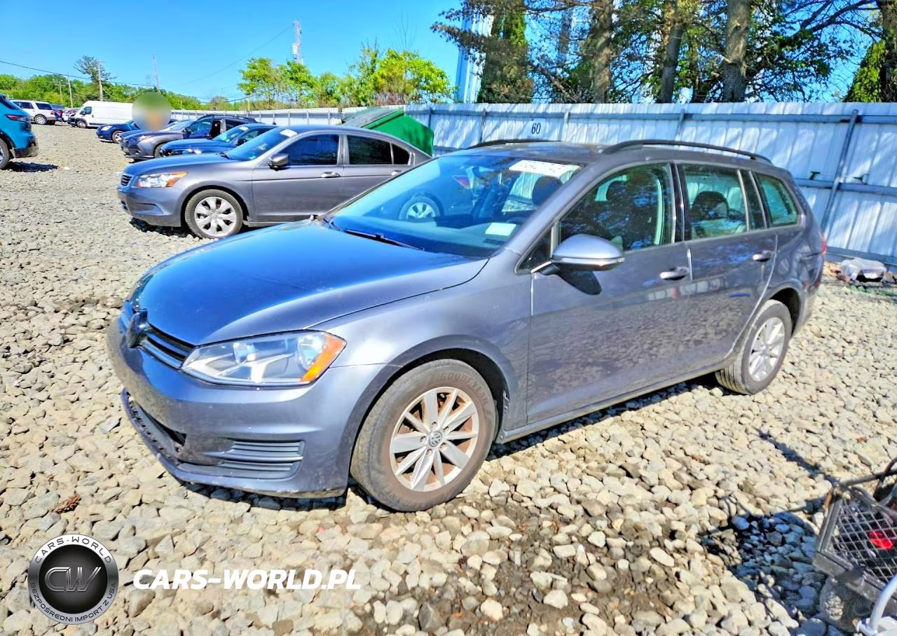 2016 Volkswagen Golf Sportwagen S – zdjęcie 1 z 12