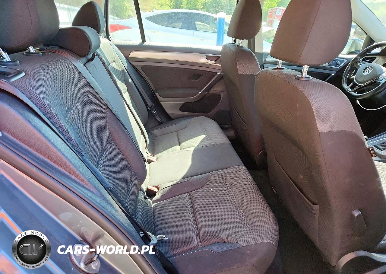 2016 Volkswagen Golf Sportwagen S VIN:3VWC17AUXGM510123 - 10