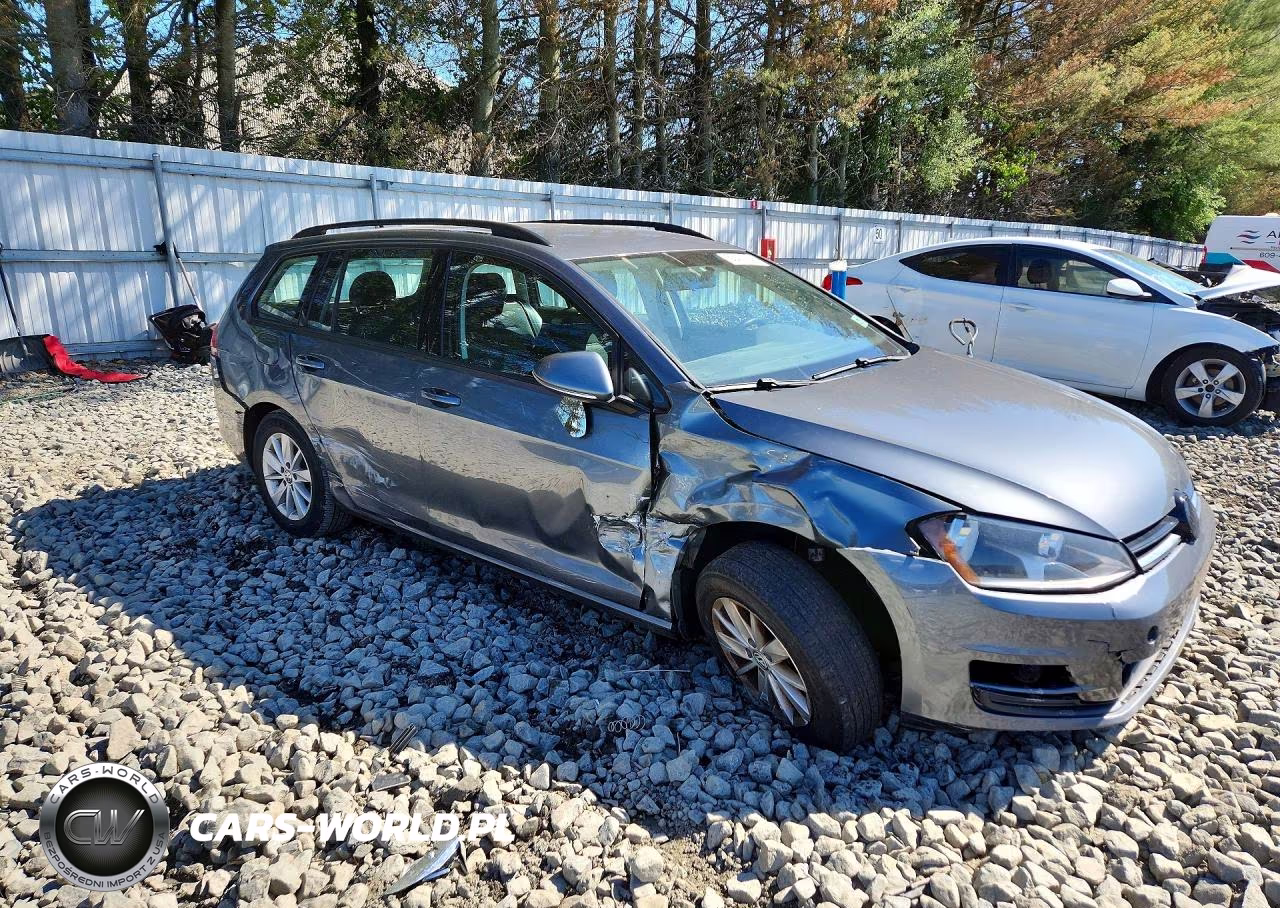 2016 Volkswagen Golf Sportwagen S VIN:3VWC17AUXGM510123 - 4