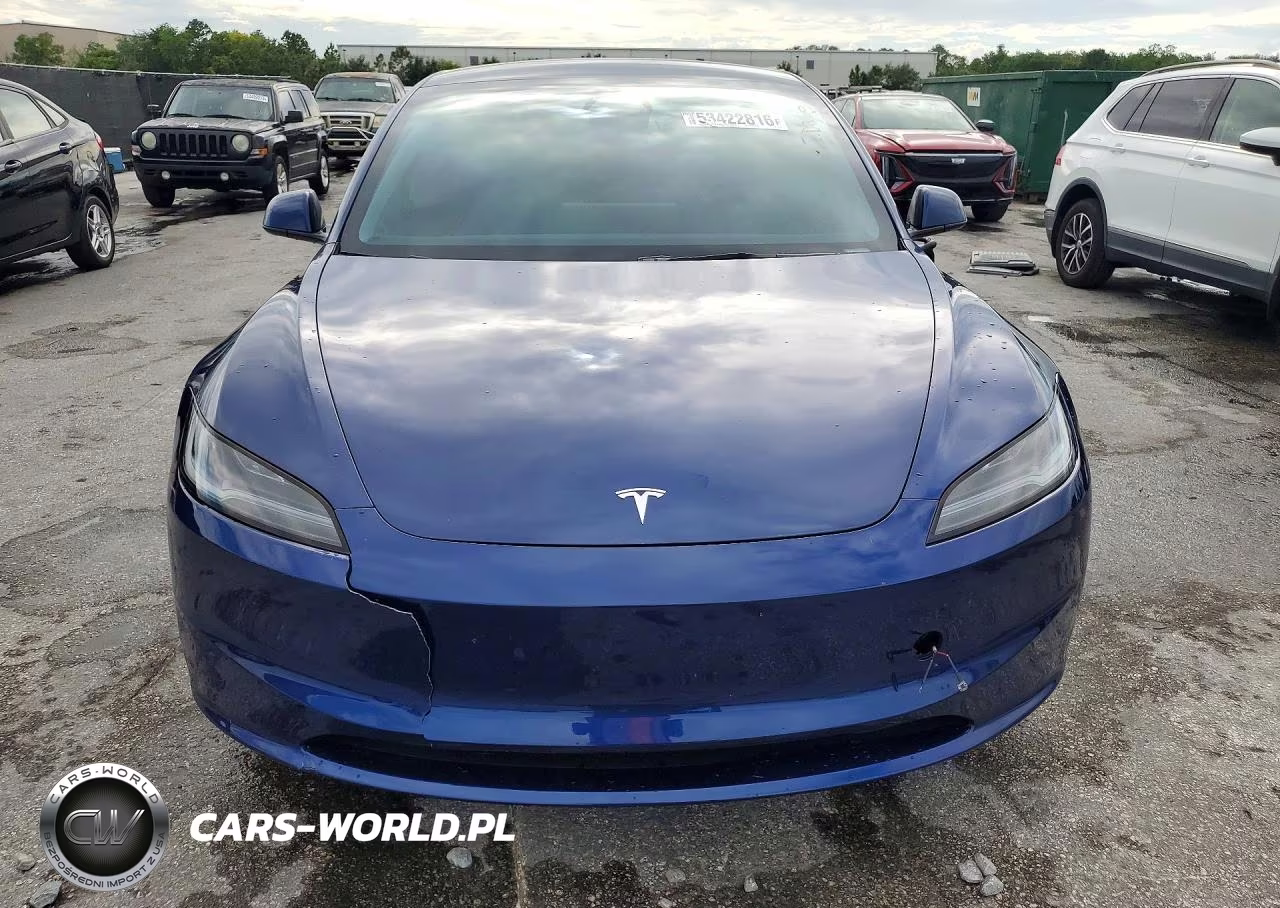 2025 Tesla Model 3 VIN:5YJ3E1EA8SF951735 - 5