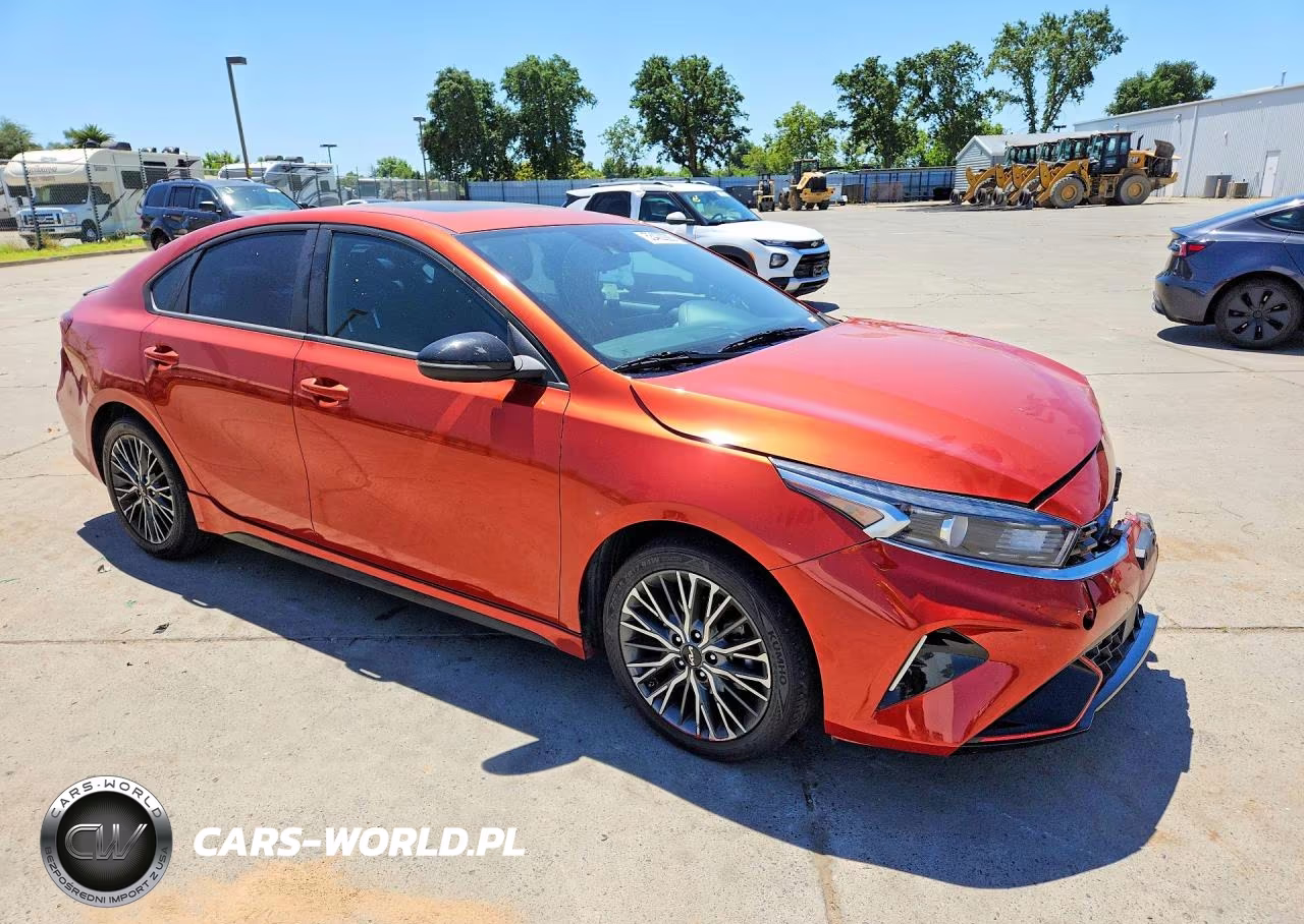 2024 Kia Forte Gt Line VIN:3KPF54AD1RE736311 - 4