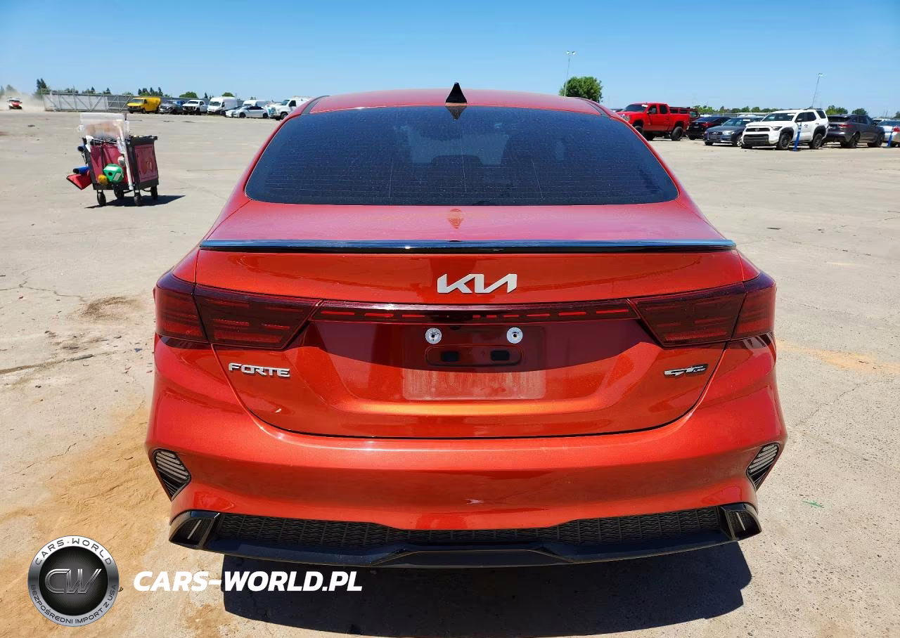 2024 Kia Forte Gt Line VIN:3KPF54AD1RE736311 - 6