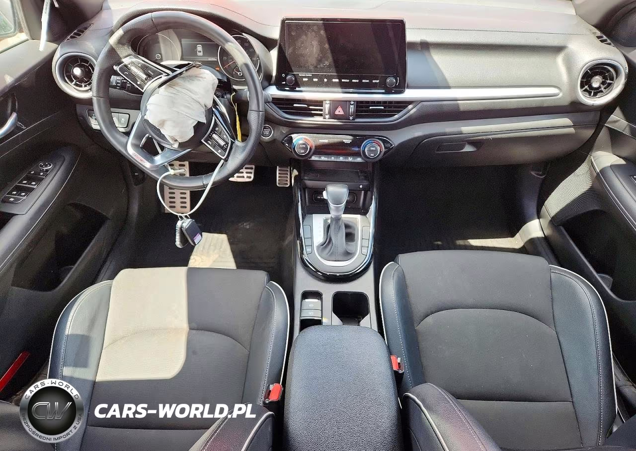 2024 Kia Forte Gt Line VIN:3KPF54AD1RE736311 - 8