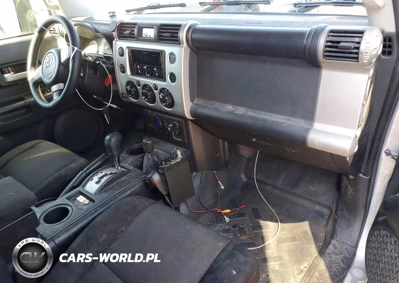 2007 Toyota Fj Cruiser Base VIN:JTEBU11F470015127 - 8