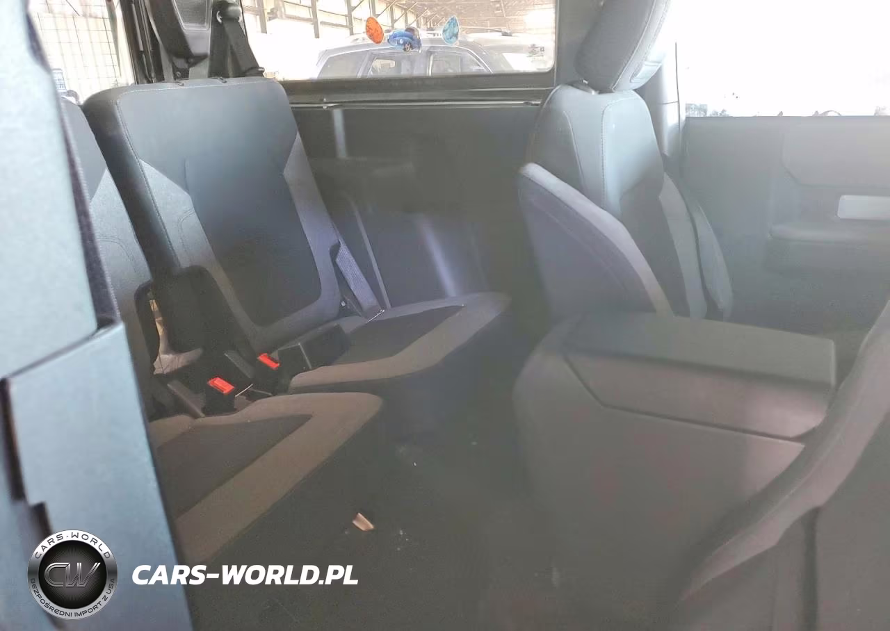 2023 Ford Bronco Base VIN:1FMDE5AP6PLA96734 - 10