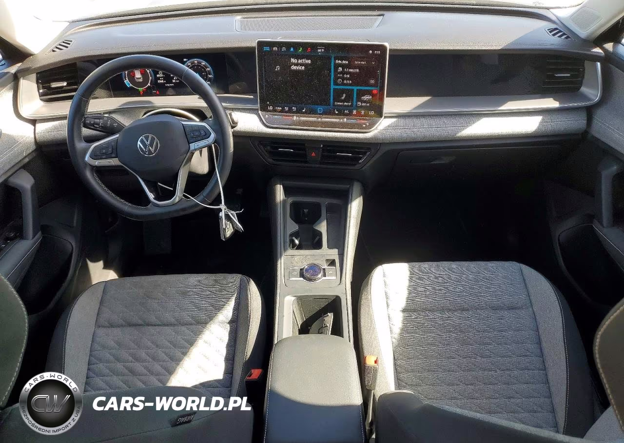 2025 Volkswagen Tiguan S VIN:3VVCR7RM1SM004531 - 8