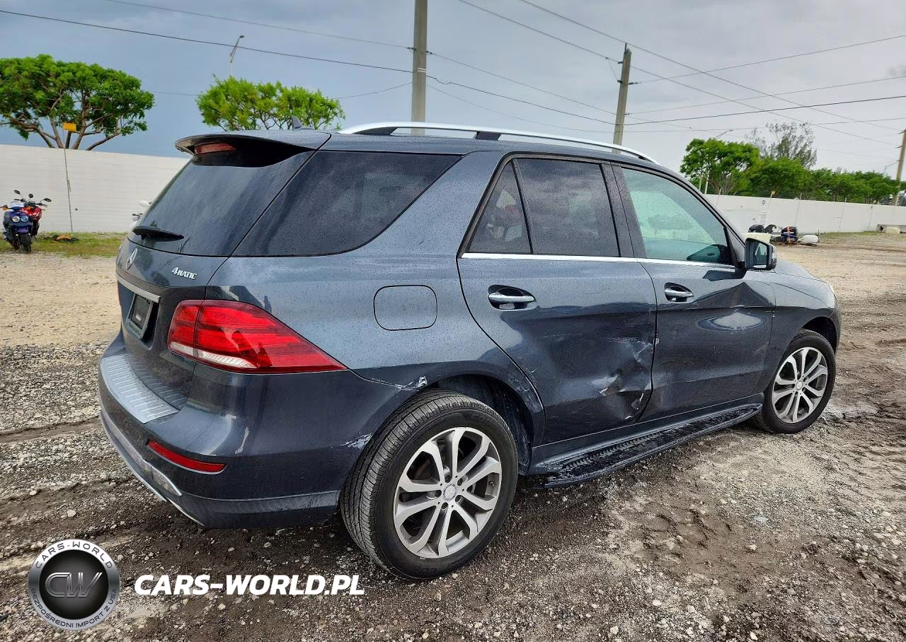 2016 Mercedes-Benz Gle 350 4Matic VIN:4JGDA5HB4GA728910 - 3