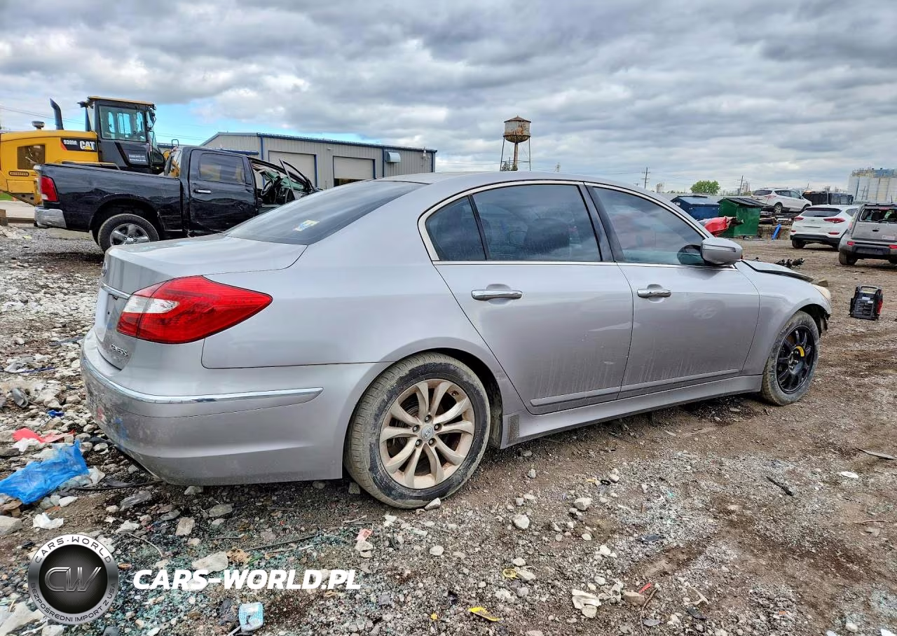 2013 Hyundai Genesis 3.8L VIN:KMHGC4DD4DU240835 - 3