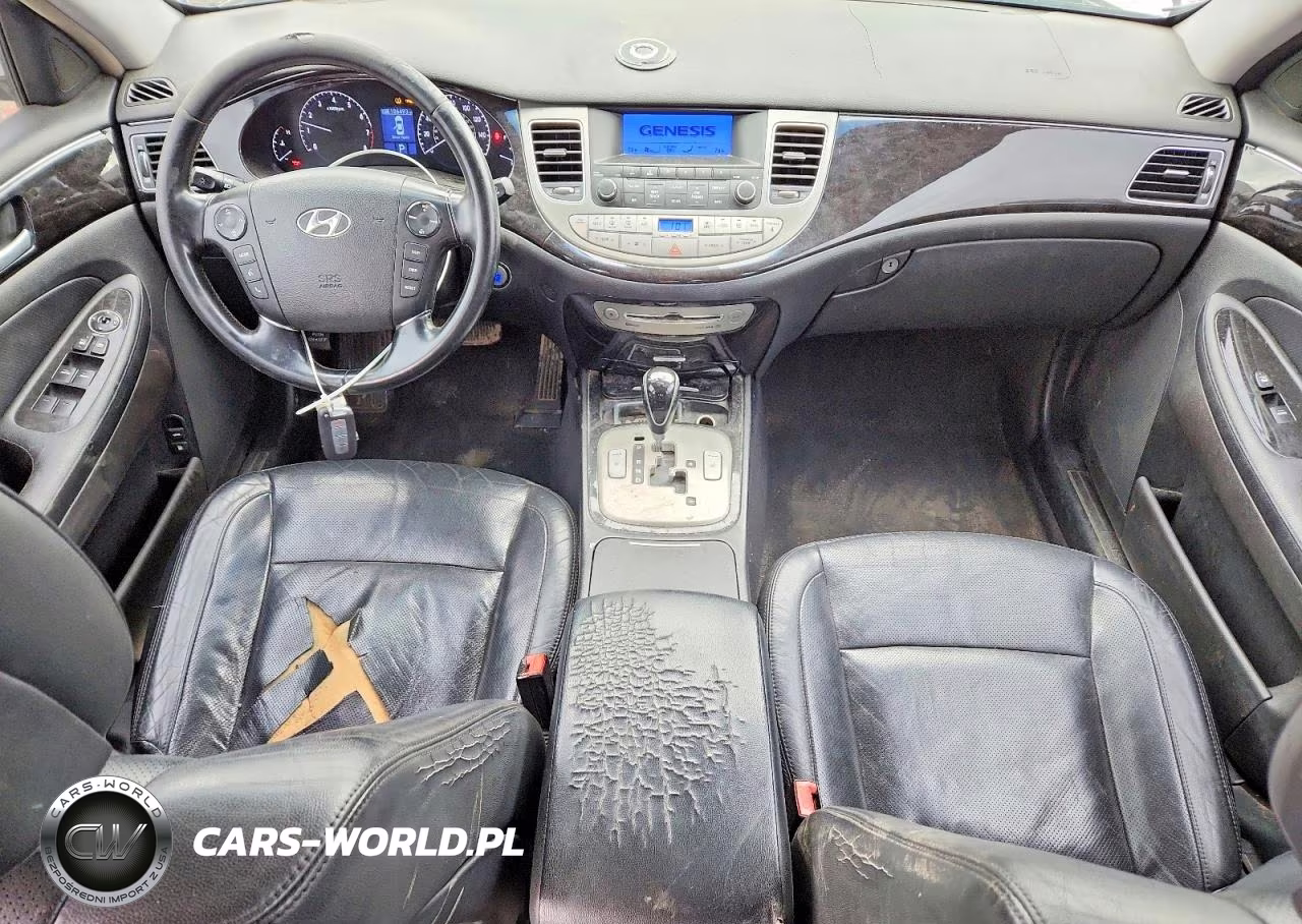 2013 Hyundai Genesis 3.8L VIN:KMHGC4DD4DU240835 - 8