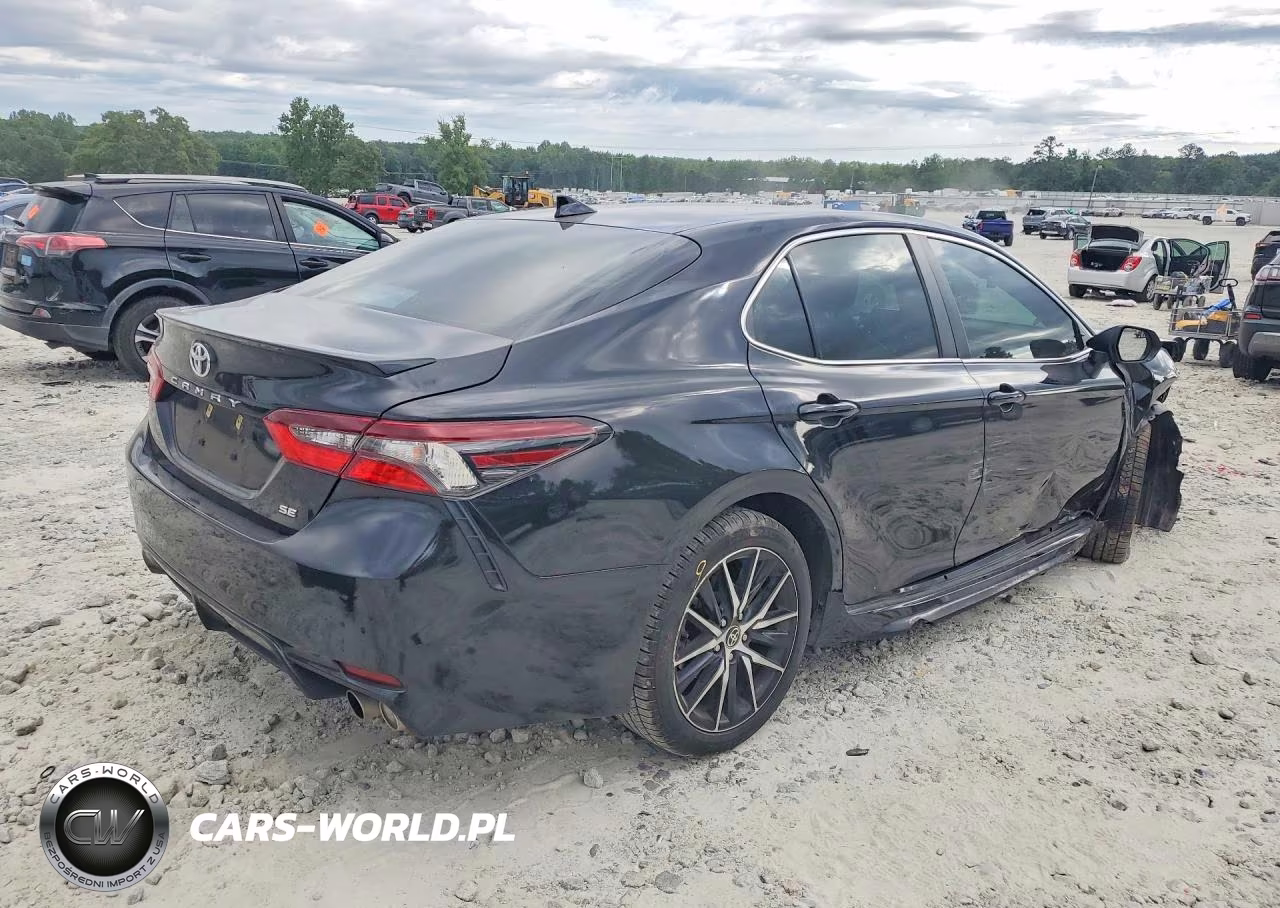 2024 Toyota Camry Se VIN:4T1T11AK8RU901683 - 3