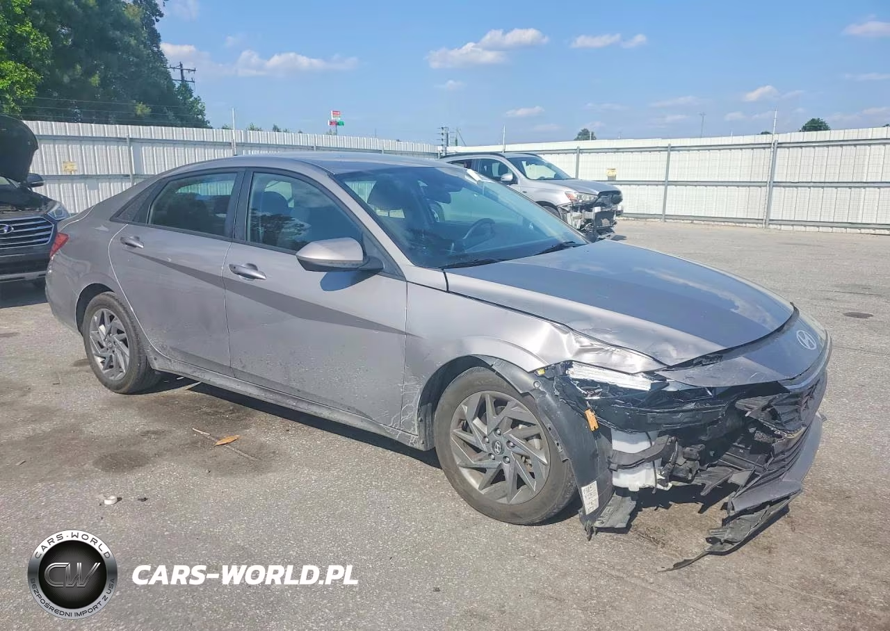 2024 Hyundai Elantra Sel VIN:KMHLM4DG8RU768956 - 4