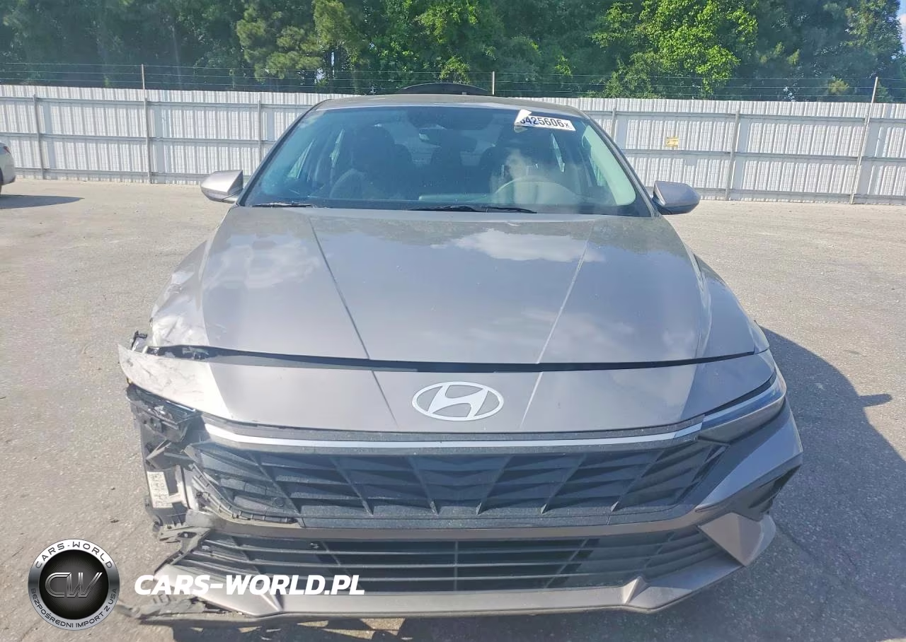 2024 Hyundai Elantra Sel VIN:KMHLM4DG8RU768956 - 5