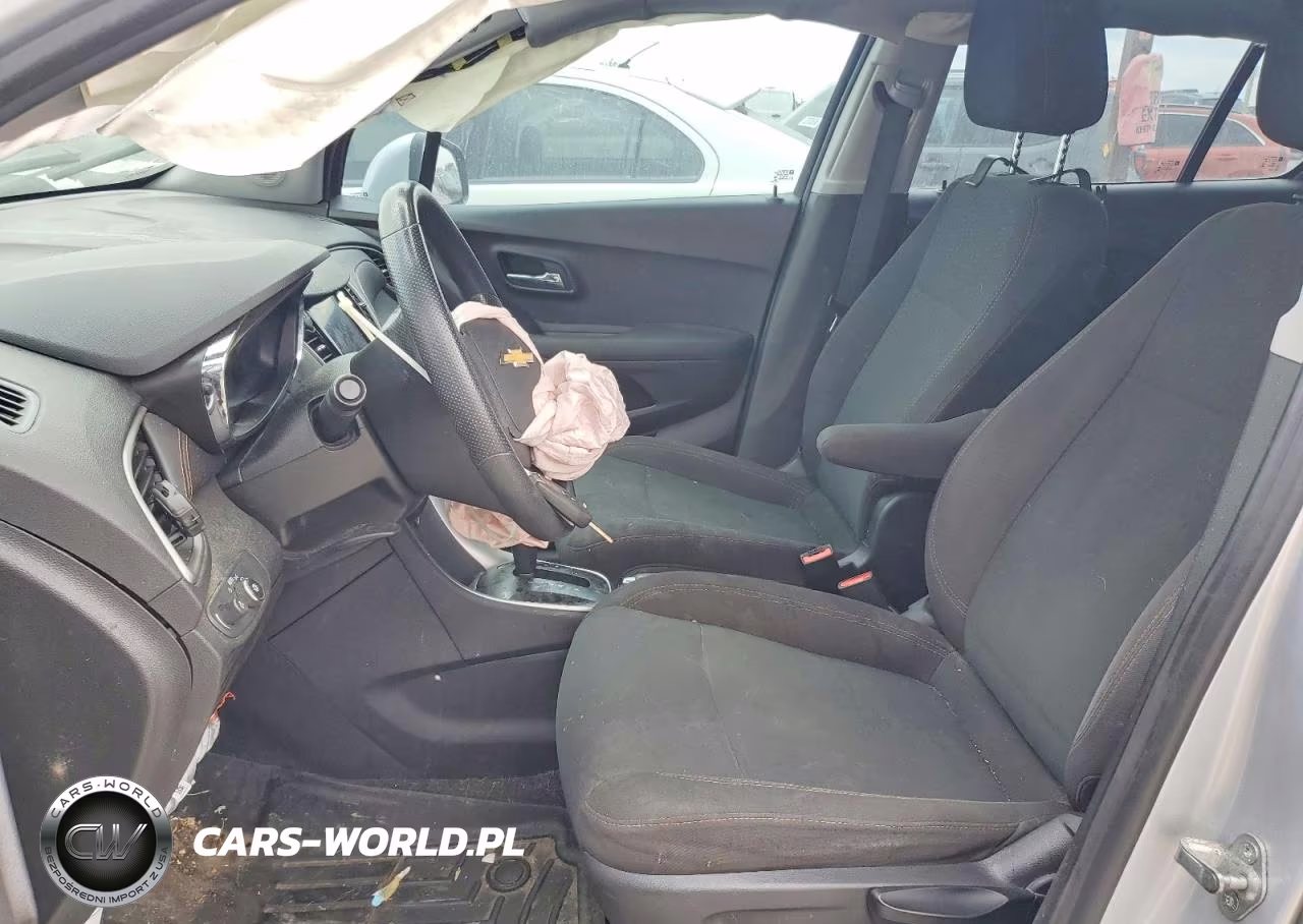 2020 Chevrolet Trax Ls VIN:3GNCJKSB7LL217760 - 7