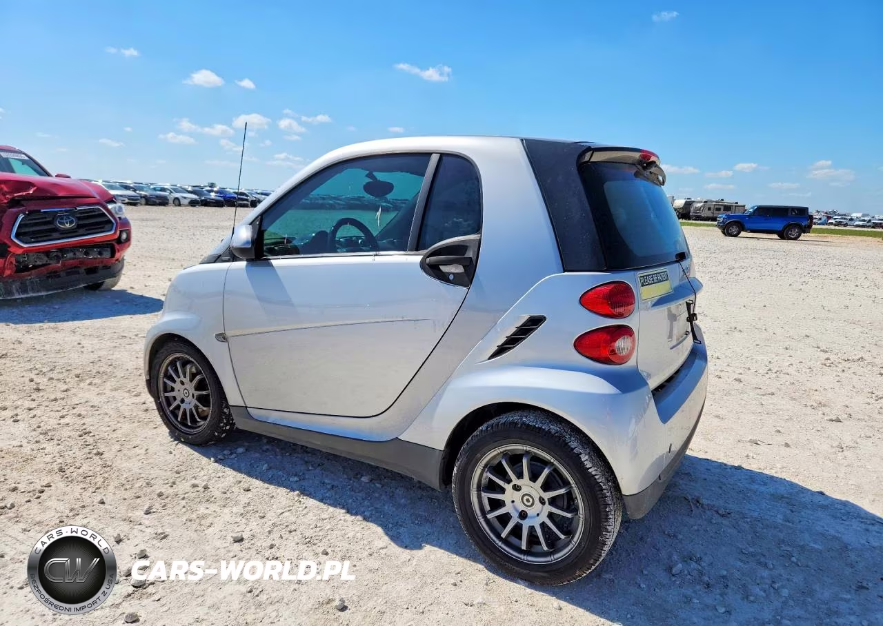 2009 Smart Fortwo Pure VIN:WMEEJ31X19K303355 - 2