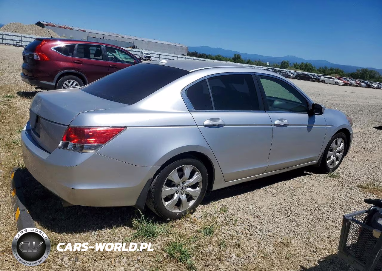 2008 Honda Accord Exl VIN:JHMCP26828C025377 - 3