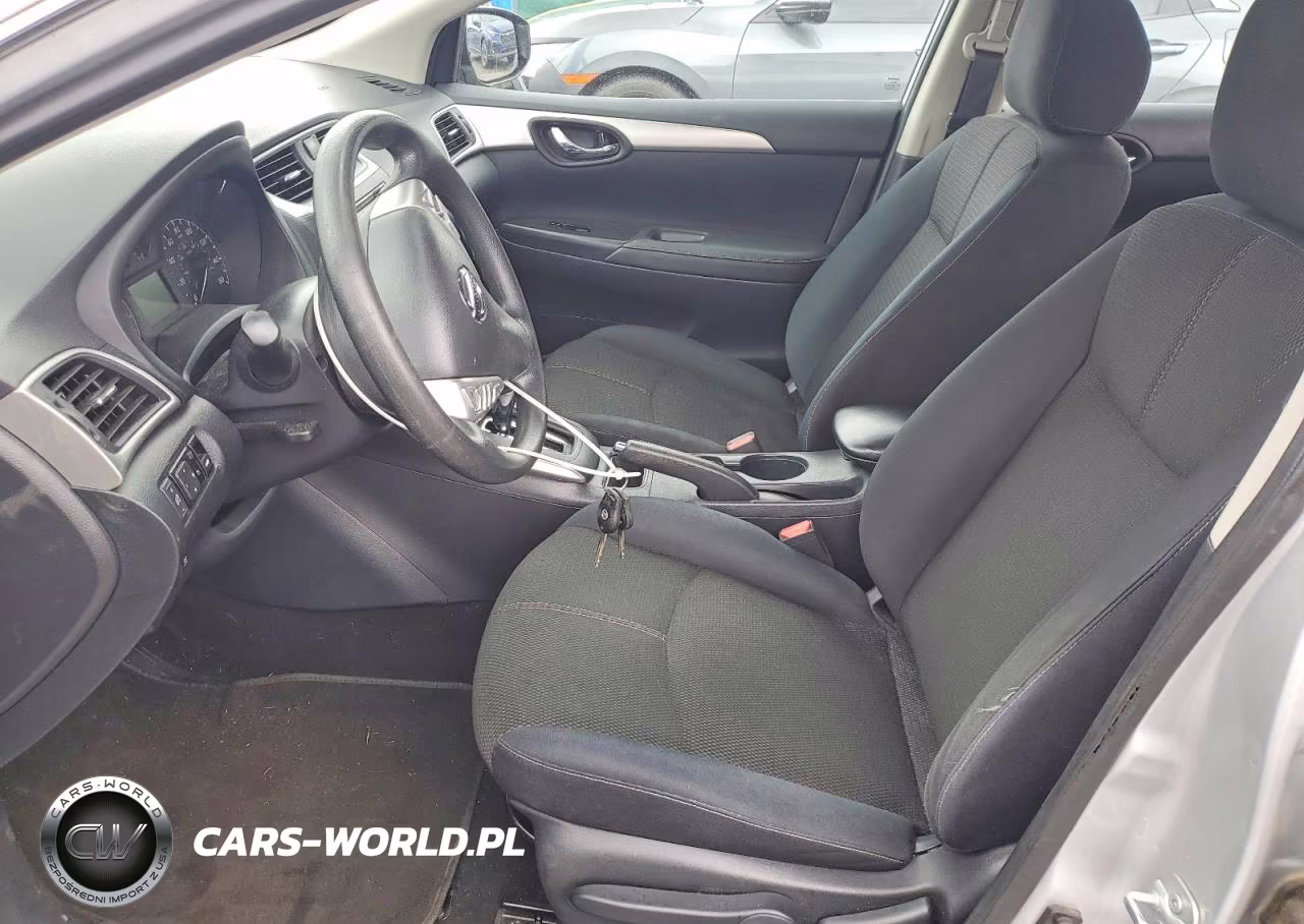 2016 Nissan Sentra S VIN:3N1AB7AP4GY290832 - 7