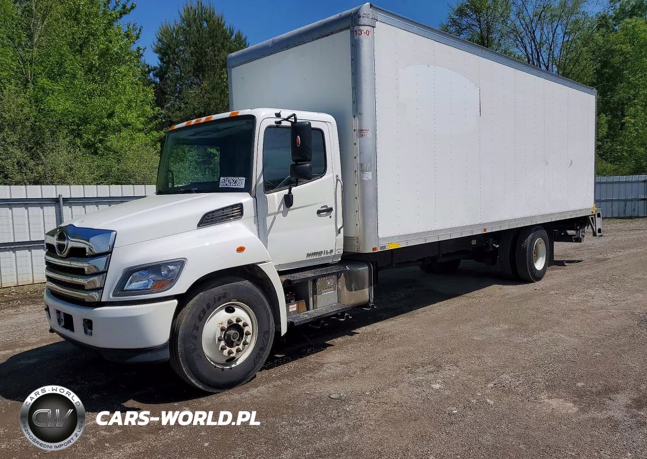 2023 Hino L6 Box Truck